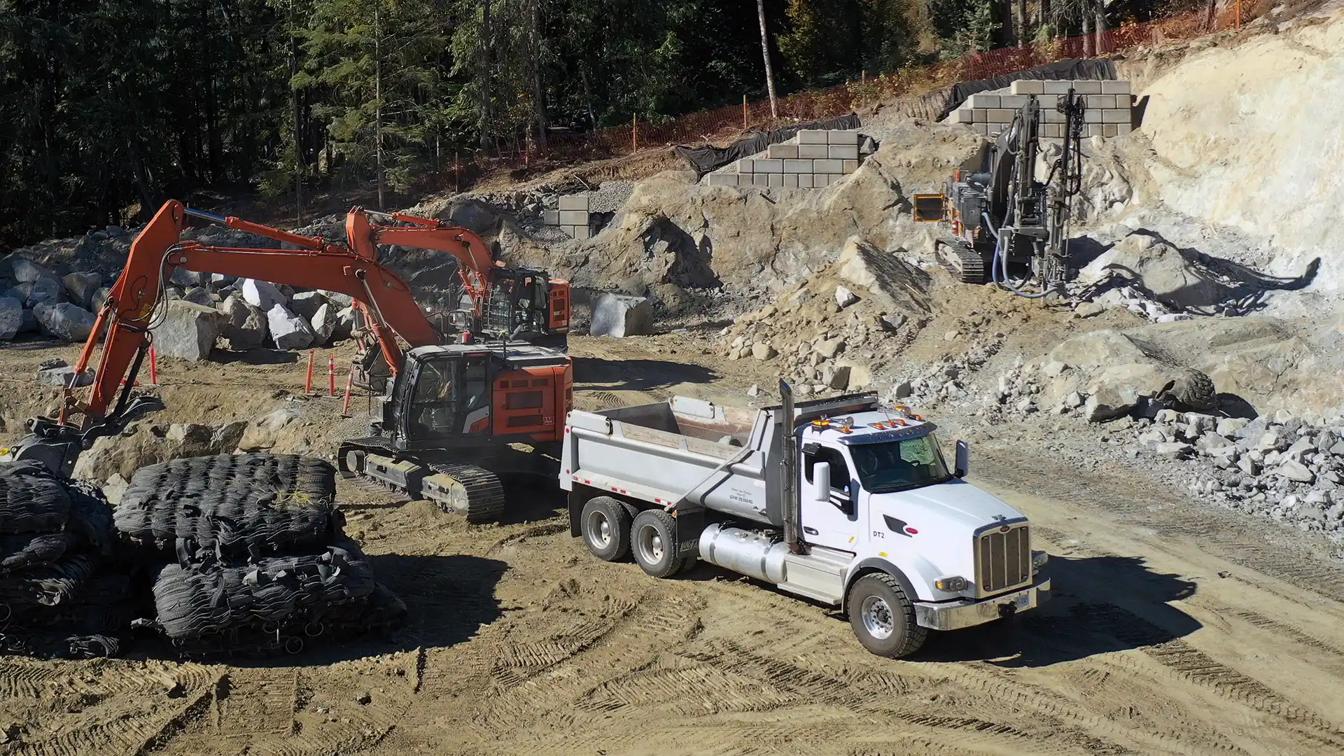 Industrial Project Loading and Hauling Industrial Project Loading and Hauling